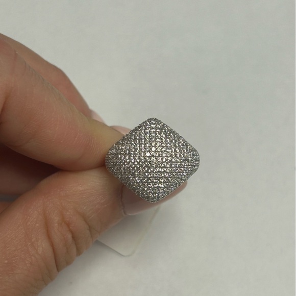 Suzy Levian Yellow Sterling Silver White CZ Pave Ring NWT - Picture 2 of 5